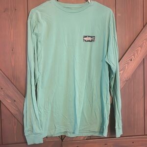Men’s small Vineyard Vines long sleeved t shirt